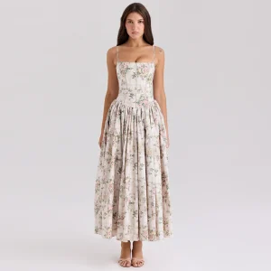 Hvid Blomster Cocktailkjole – Elegant Midi til Sommer og Fest