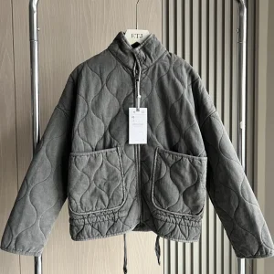 Nova Dame Fleece Quiltet Jakke – Cropped Jakke med Lynlås
